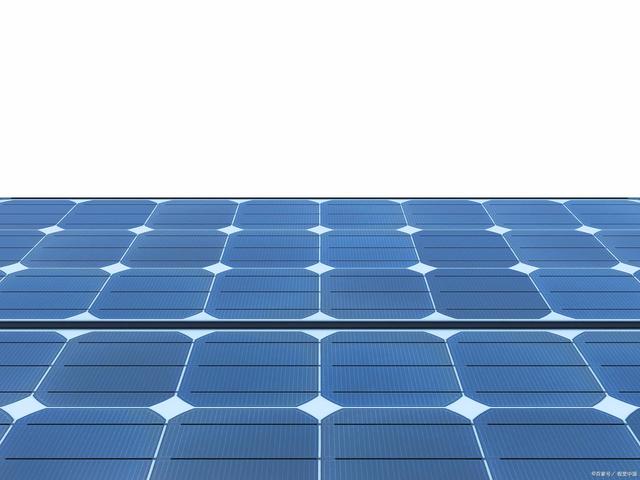 什么是叠瓦太阳能板组件？